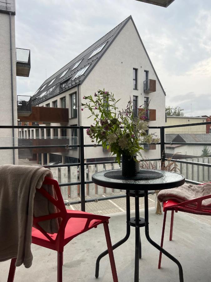 Cosy 1 Bedroom Apartment In The Heart Of Old Town With Parking كاوناس المظهر الخارجي الصورة